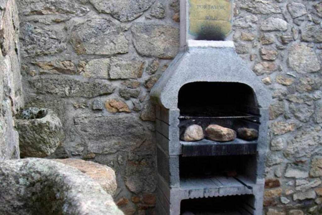Casa Rural Lucia Es Una Casa Rural Amplia Con Pat Cabezas Bajas Екстериор снимка