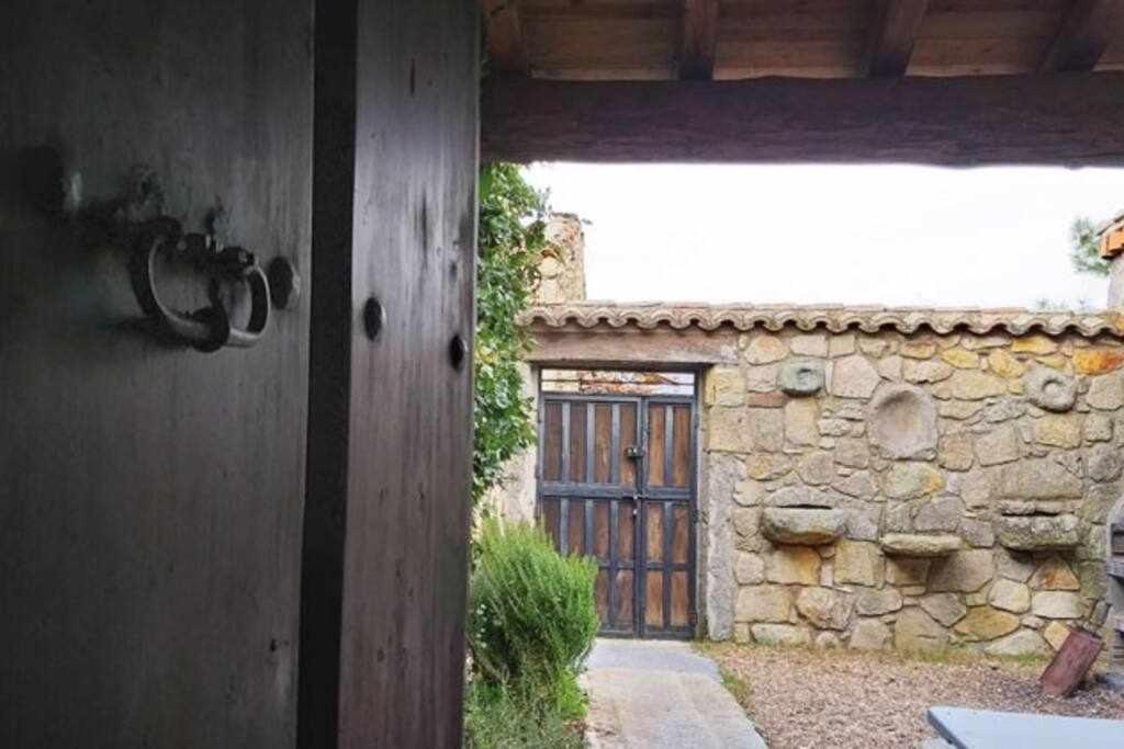 Casa Rural Lucia Es Una Casa Rural Amplia Con Pat Cabezas Bajas Екстериор снимка